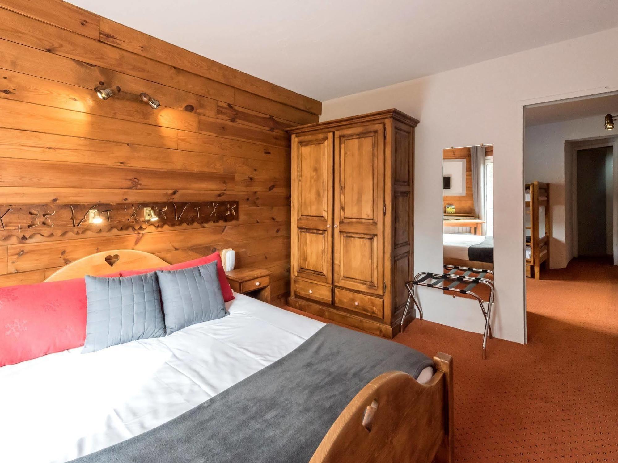 Hotel L'Ecureuil Auron Exteriör bild